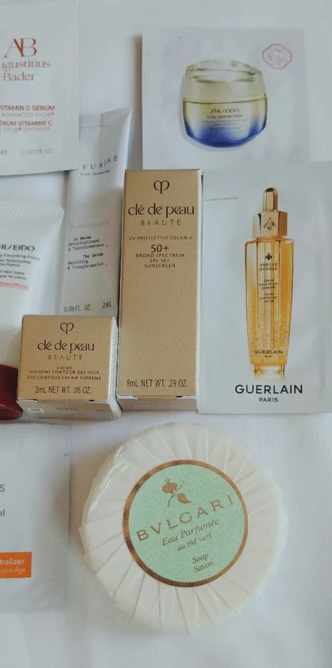 Luxury Skincare Bundle & La Mer Bag